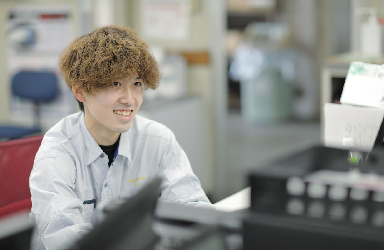 デスクワーク風景